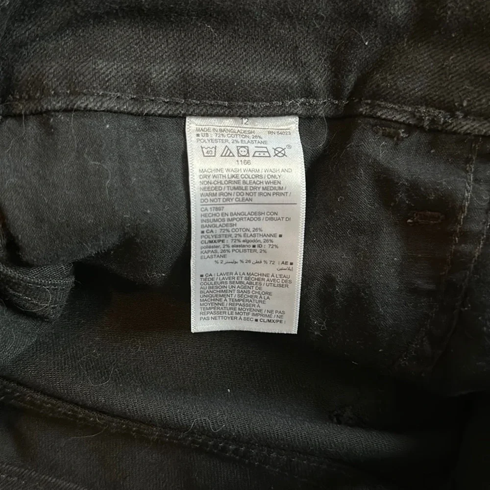 Black Button-up High-rise Jean Shorts - Picture 5 of 5